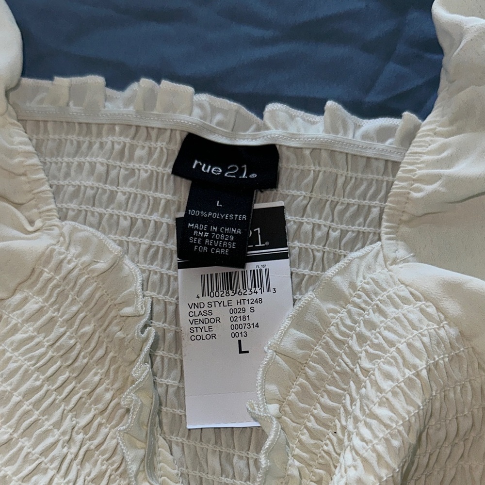 Cream Ruched Top with Adjustable String - Picture 3 of 4